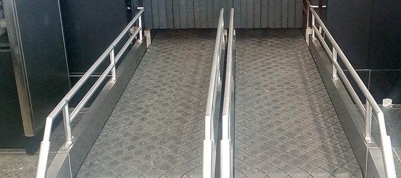 Gardes pour convoyeur à valise